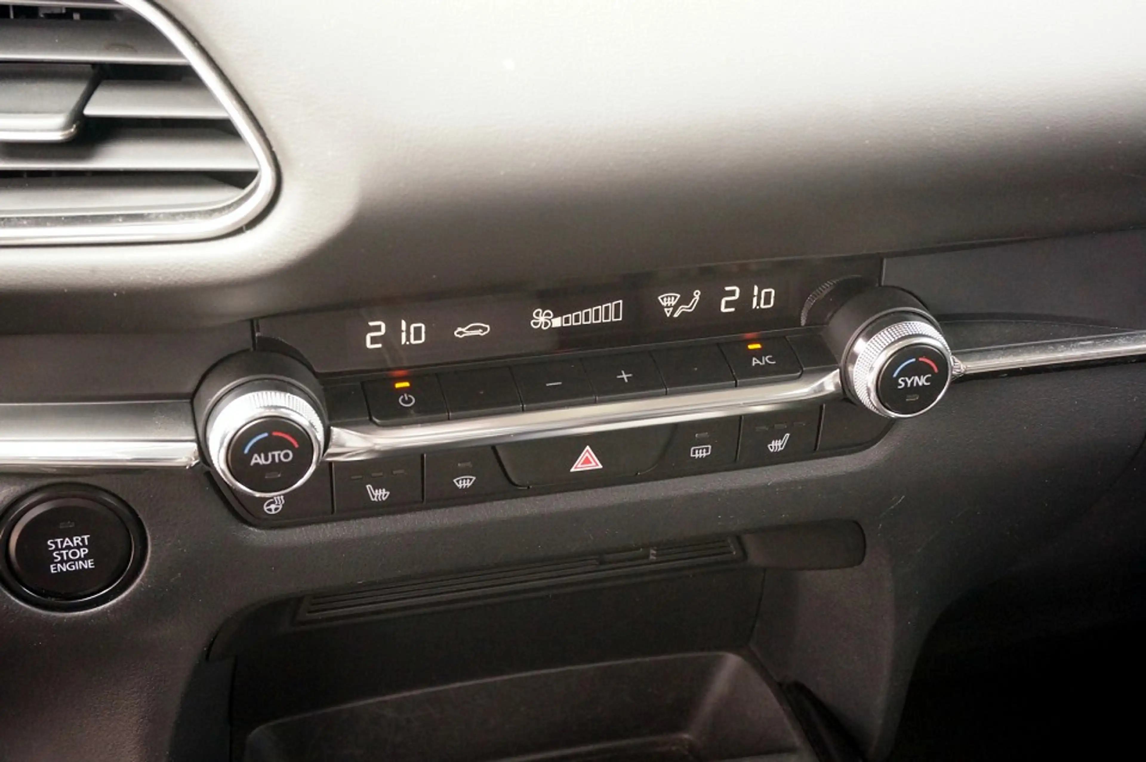 Mazda CX-30 Selection | Skyactiv-G 150 Autom. | Premium-Paket — photo 14