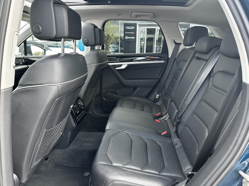 Volkswagen Touareg 3.0 TDI R-Line | Full Option | Pano | Luchtvering — photo 13
