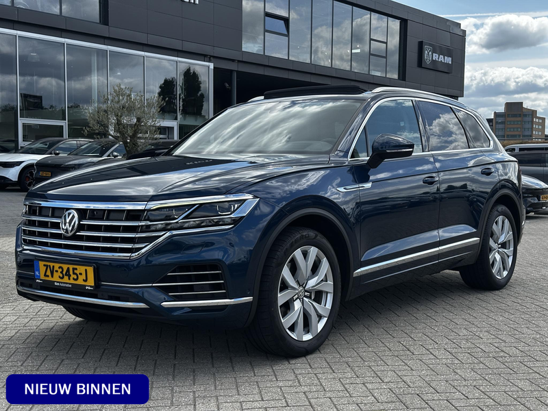 Volkswagen Touareg 3.0 TDI R-Line | Full Option | Pano | Luchtvering