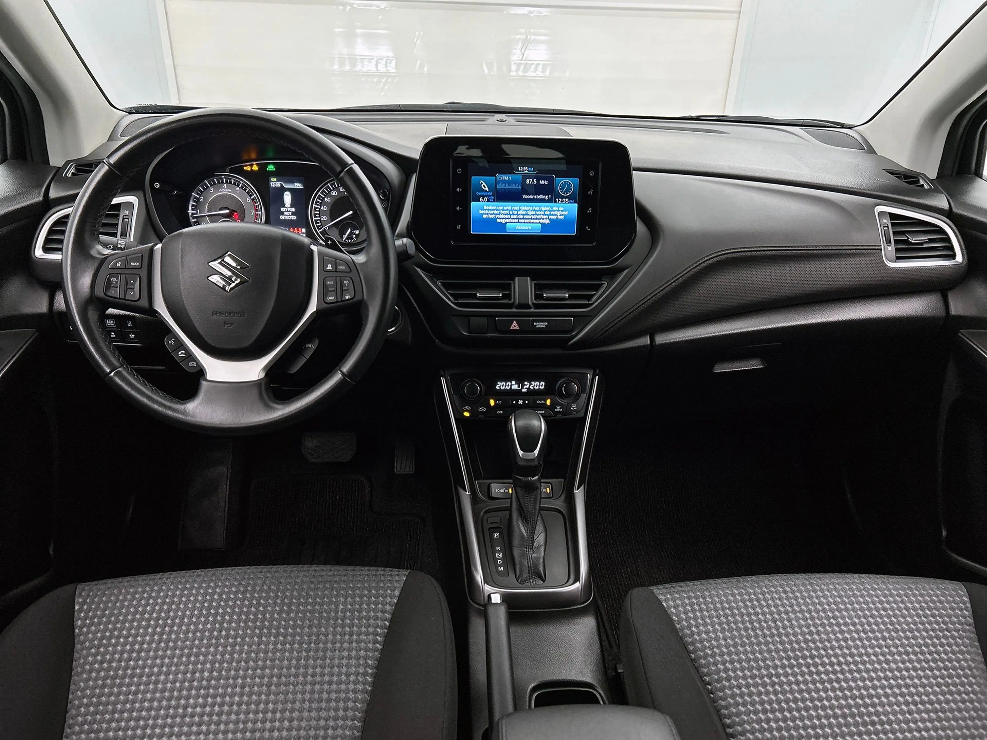 Suzuki S-Cross 1.5 Hybrid Select | Trekhaak | Camera | Adaptive C — photo 4