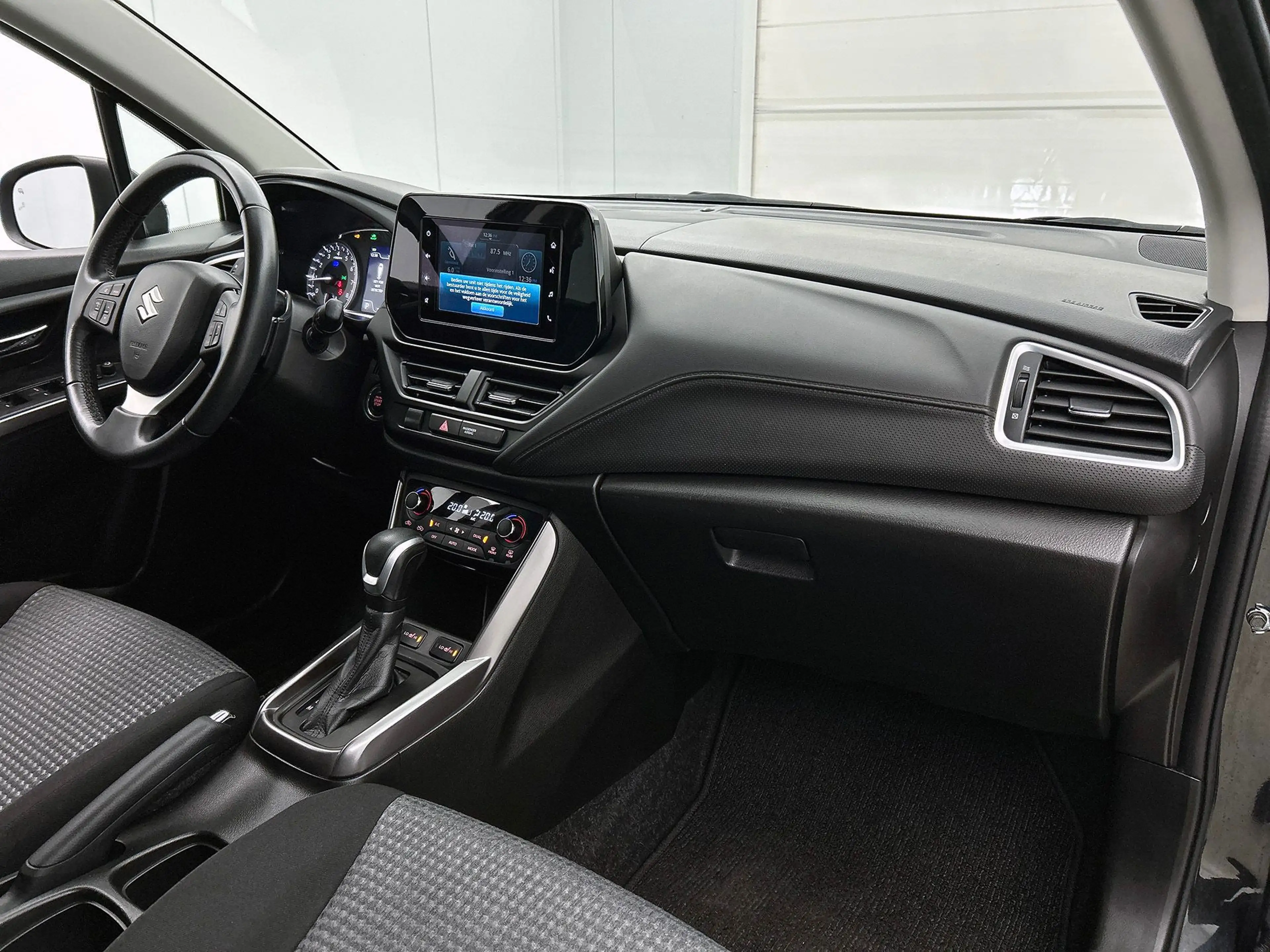 Suzuki S-Cross 1.5 Hybrid Select | Trekhaak | Camera | Adaptive C — photo 13