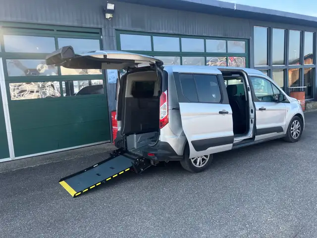 Ford Tourneo Connect 1.5 EcoBlue Trend Rollstuhl Taxi ruckelt