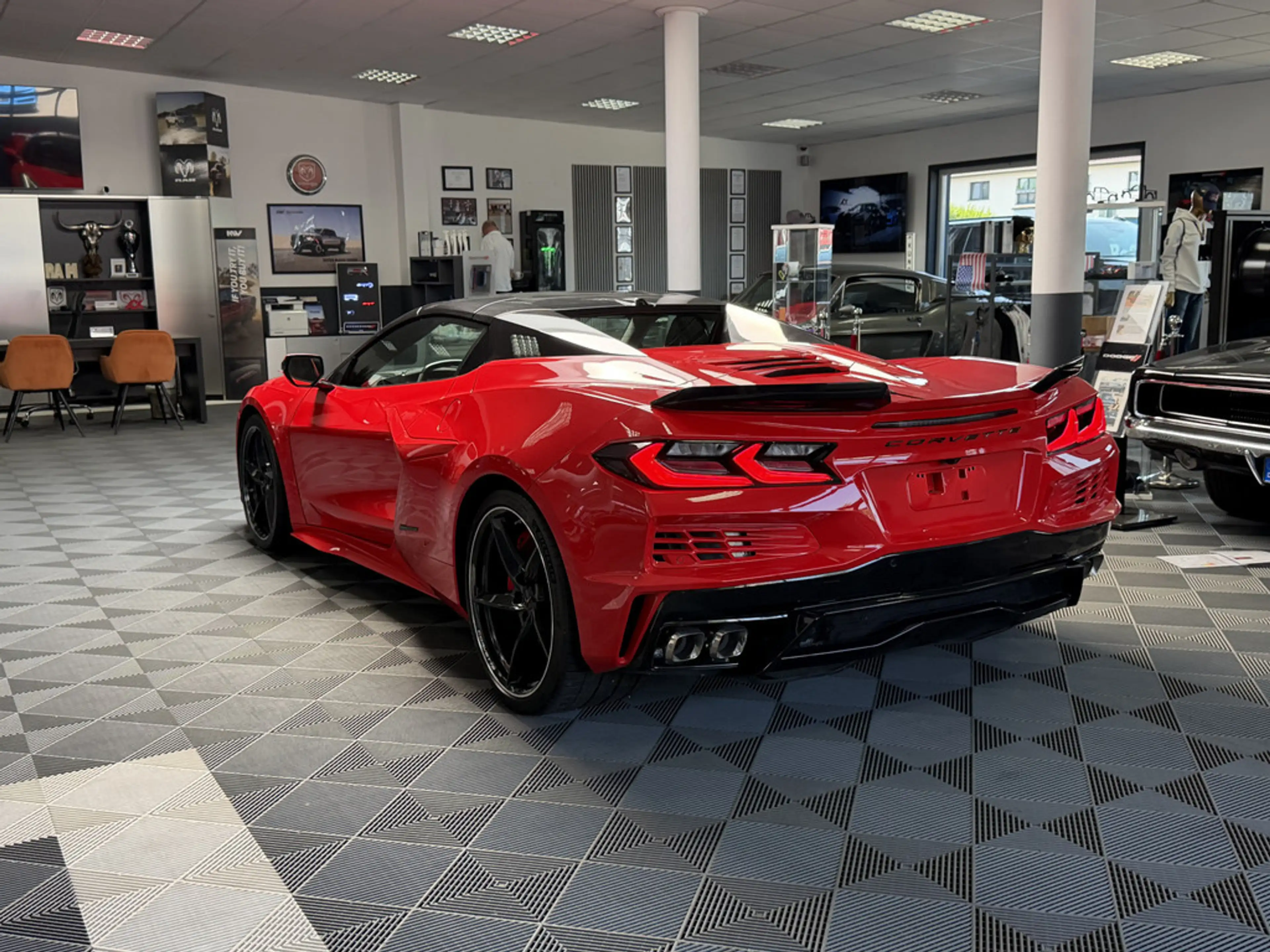 Corvette C8 Coupe E-Ray MY26 3LZ, Lift, Magnetic, Carbon — photo 8