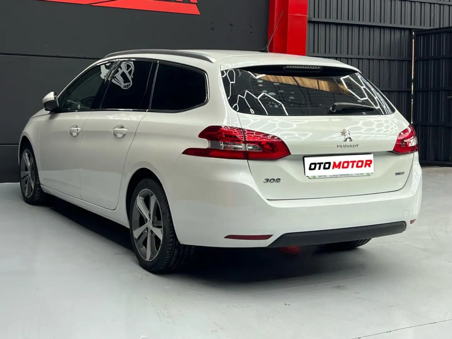 Peugeot 308 1.2 PureTech S&S Active 130 Blanc - 2