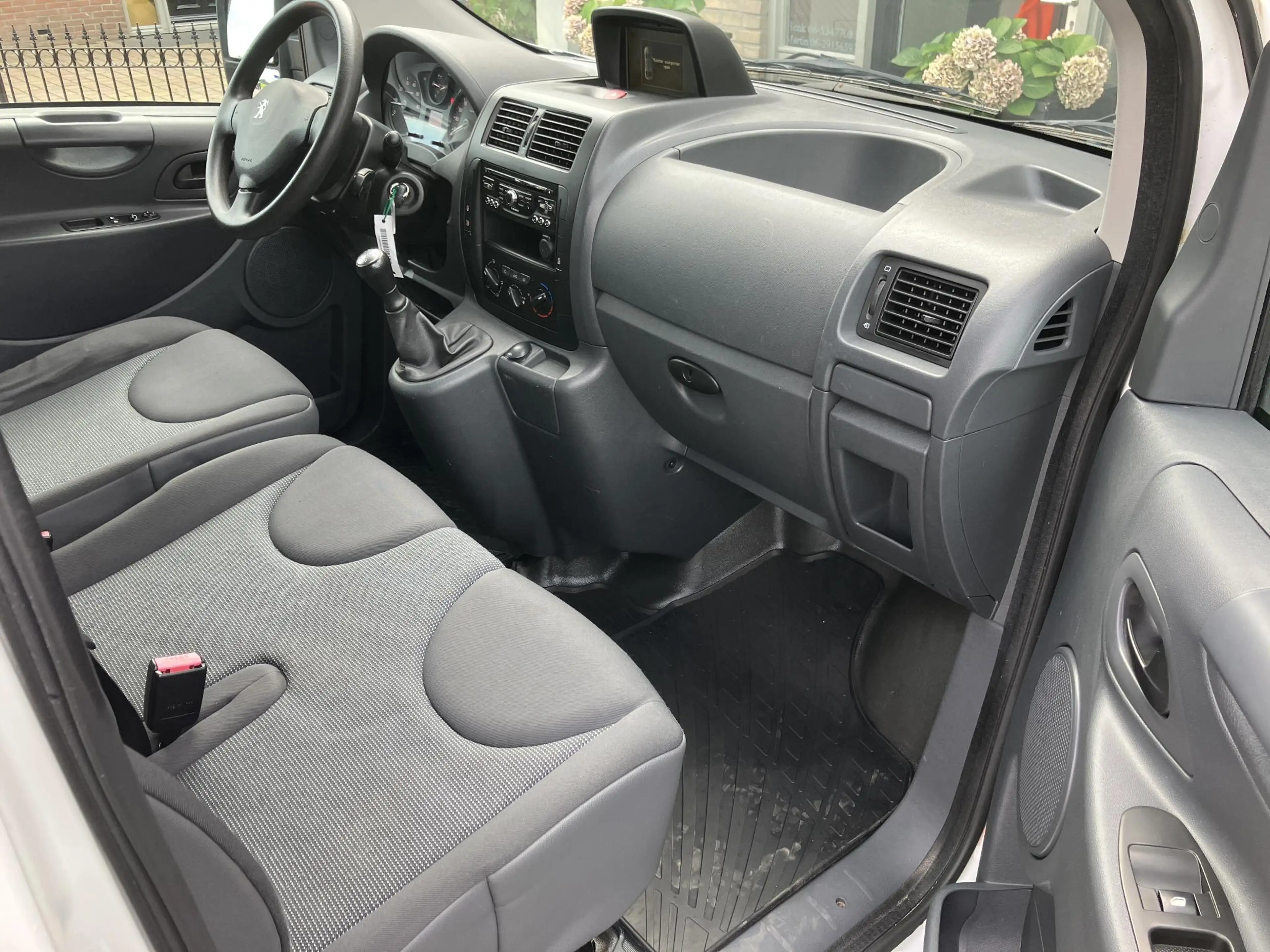 Peugeot Expert 227 1.6 HDI L1H1 | Trekhaak | Navi | Cruise — photo 19
