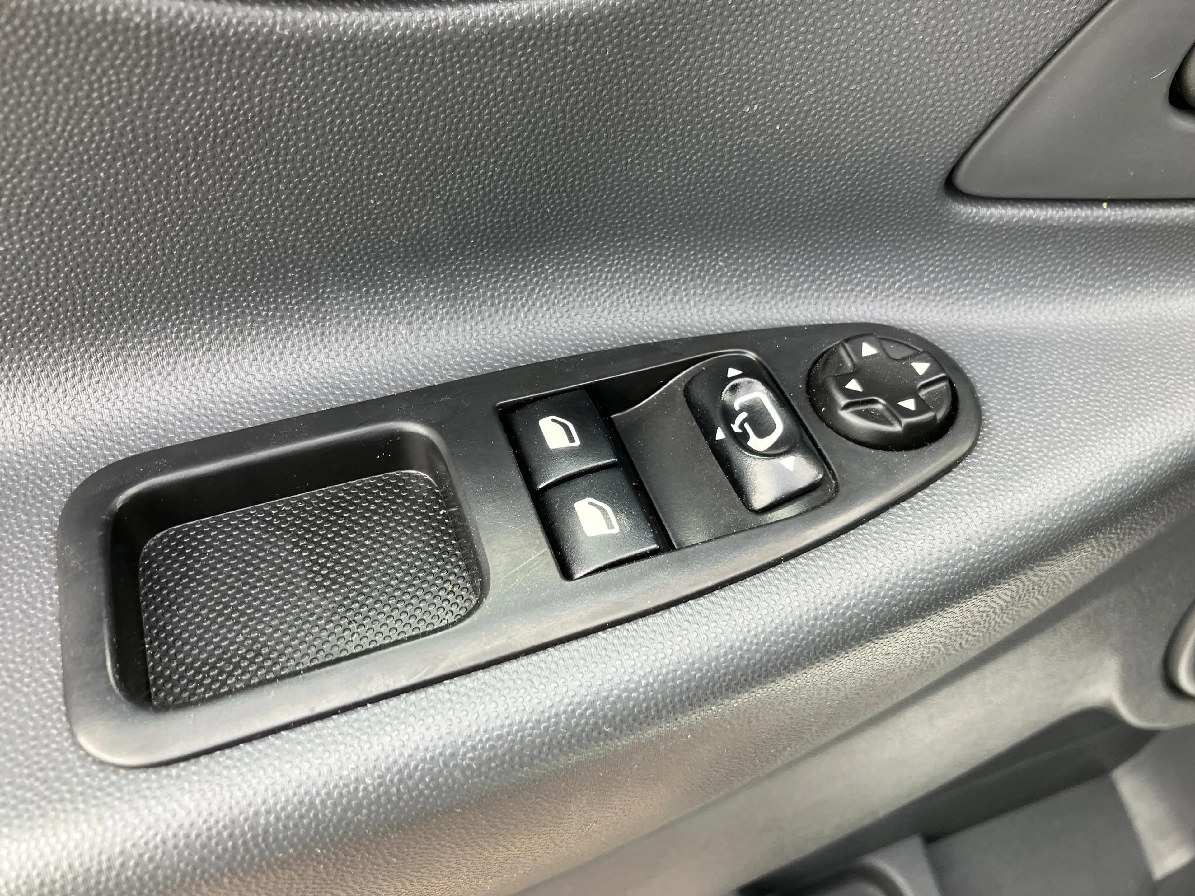 Peugeot Expert 227 1.6 HDI L1H1 | Trekhaak | Navi | Cruise — photo 33