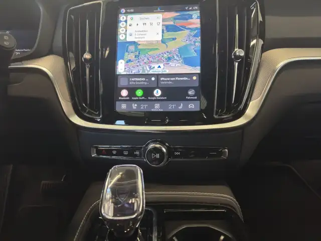 Volvo V60 Plus T6 AWD Plug-in Hybrid, Elektrisch/Benzin, Dark Ansicht 10