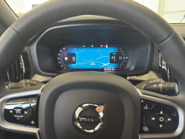 Volvo V60 Plus T6 AWD Plug-in Hybrid, Elektrisch/Benzin, Dark Ansicht 12