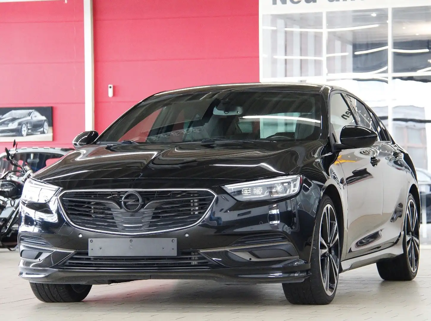 Opel Insignia INSiGNiA 2.0 CDTi OPC-LiNE *KAMERA*HDUP*LEDER*20 Schwarz - 1