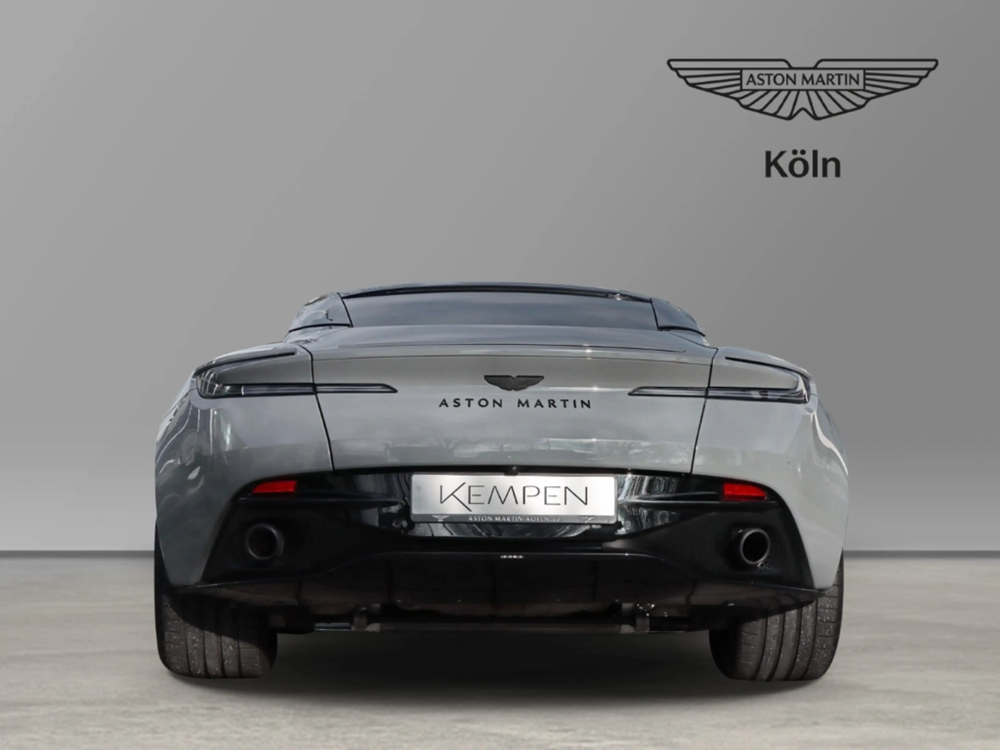Aston Martin DB12 China Grey Oxford Tan nur 10500km — photo 8
