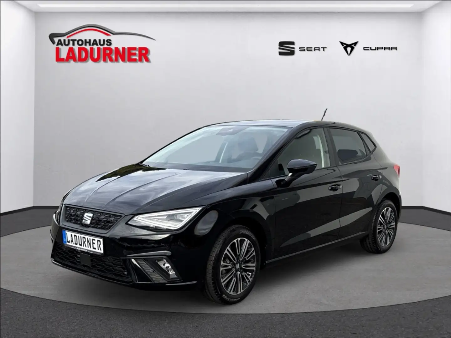 SEAT Ibiza Road Edition 1.0 TSI DSG*NAVI+LED+TOTWINKEL* Schwarz - 1