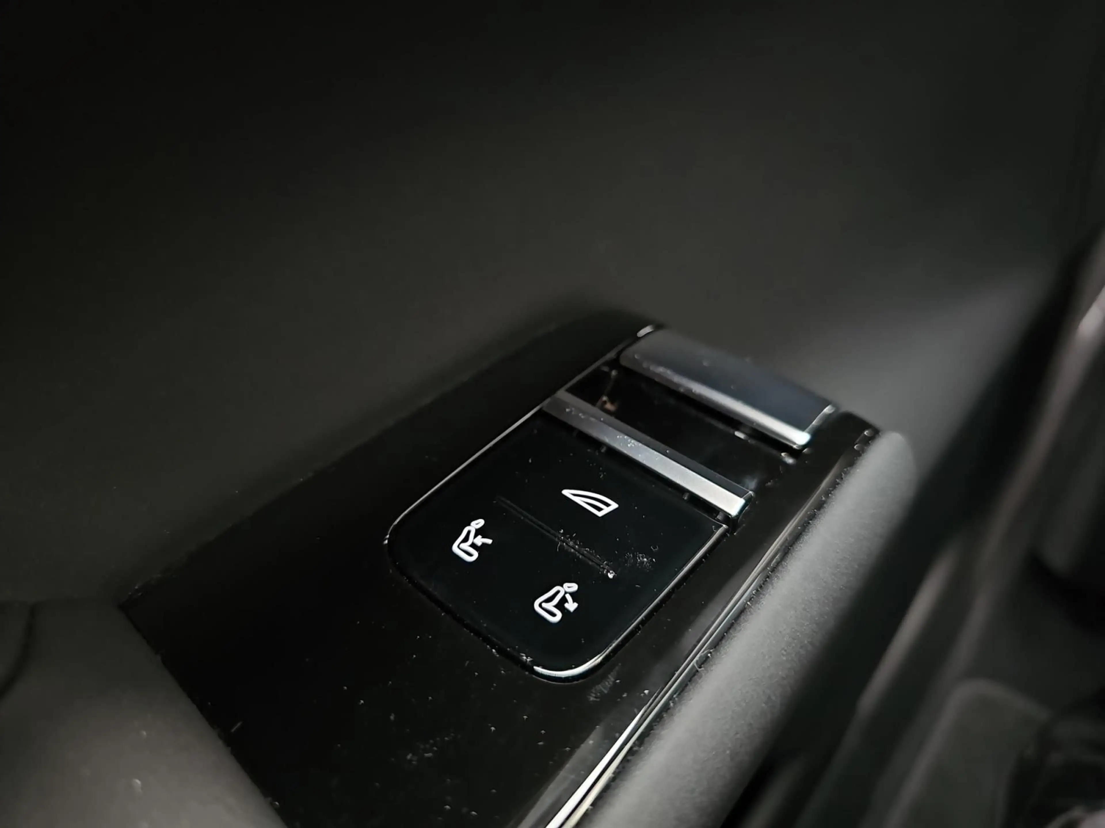 Volvo ES90 Single Motor Extended Range Ultra 92 kWh | Pilot A — photo 14