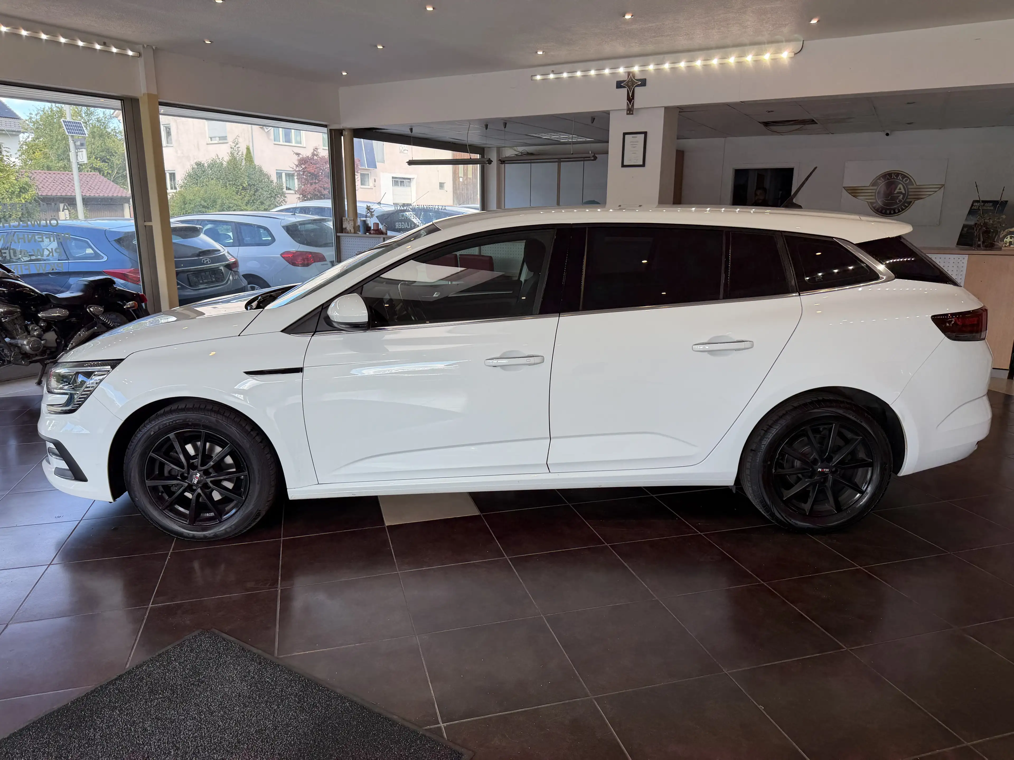 Renault Megane Equilibre*SHZ*NAVI*Automatik*TÜV Neu*Kobie — photo 3