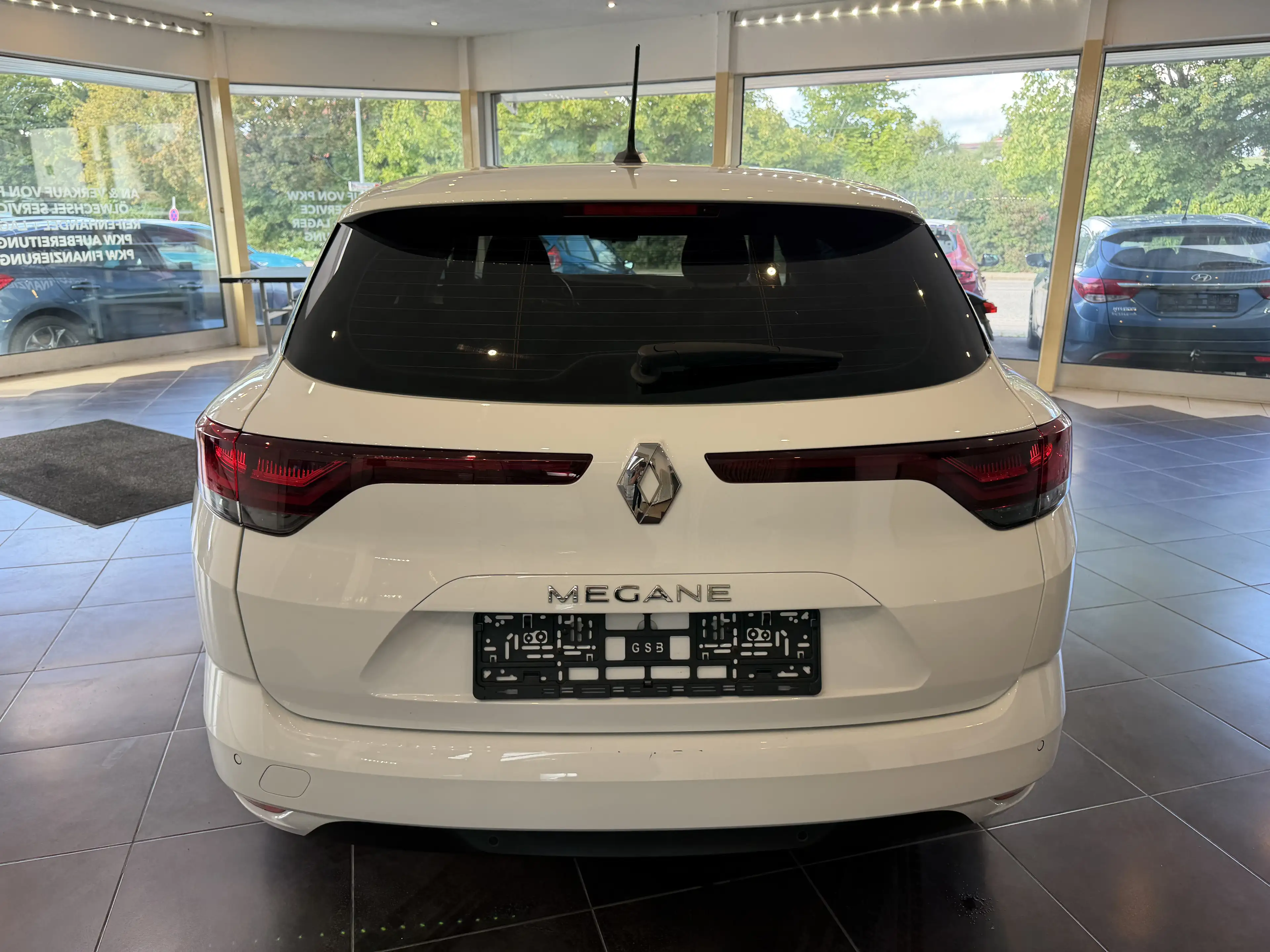 Renault Megane Equilibre*SHZ*NAVI*Automatik*TÜV Neu*Kobie — photo 5