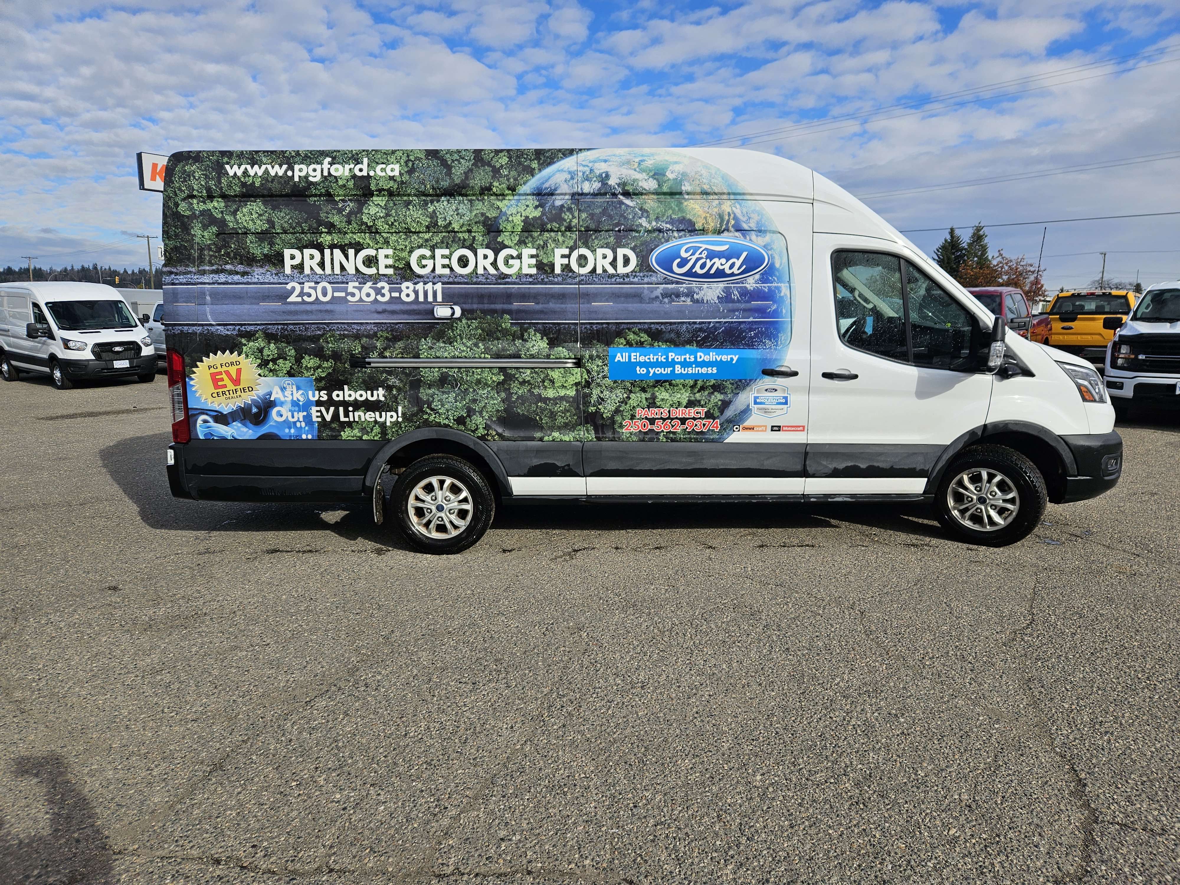 2023 Ford Transit E-Transit Cargo Van
