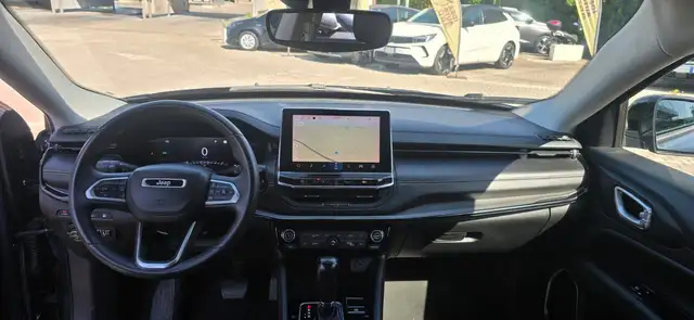 Jeep Compass view 6