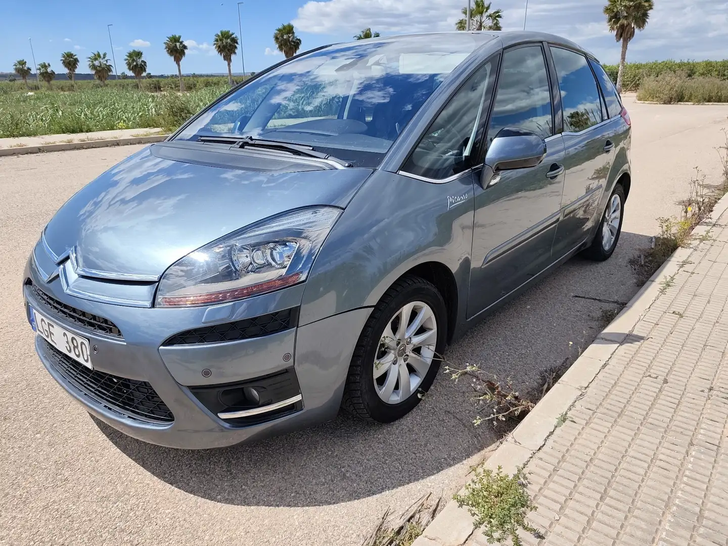 Citroen C4 Picasso 1.6 HDi FAP EGS6 Exclusive - 1
