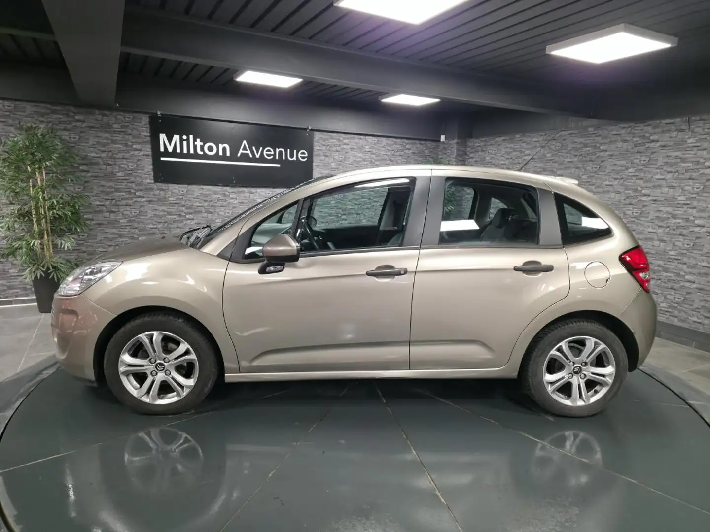 Citroen C3 C3 1.4i  Confort Brun - 2