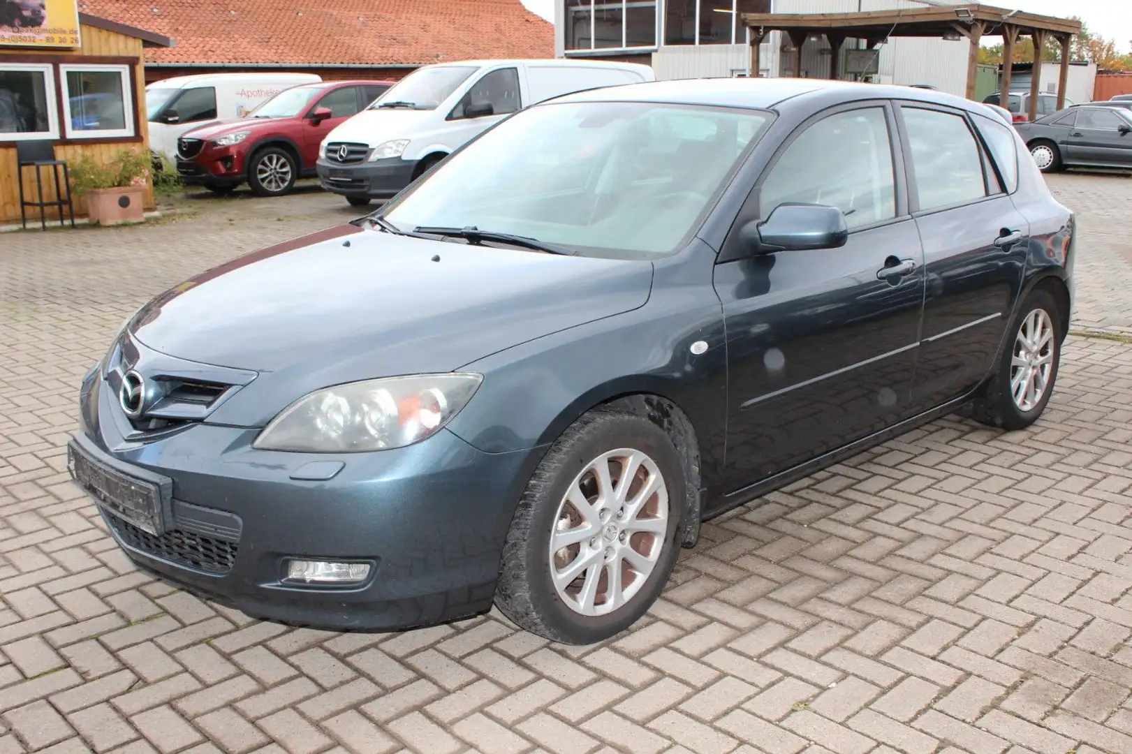 Mazda 3 Lim. 1.6 Sport Active Xenon Sitzhzg. AHK Grau - 1
