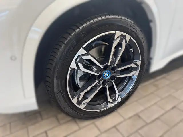 BMW X1 view 3