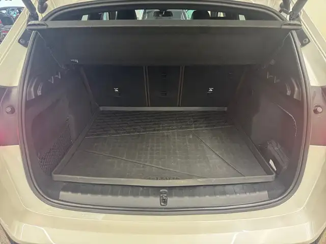 BMW X1 view 11