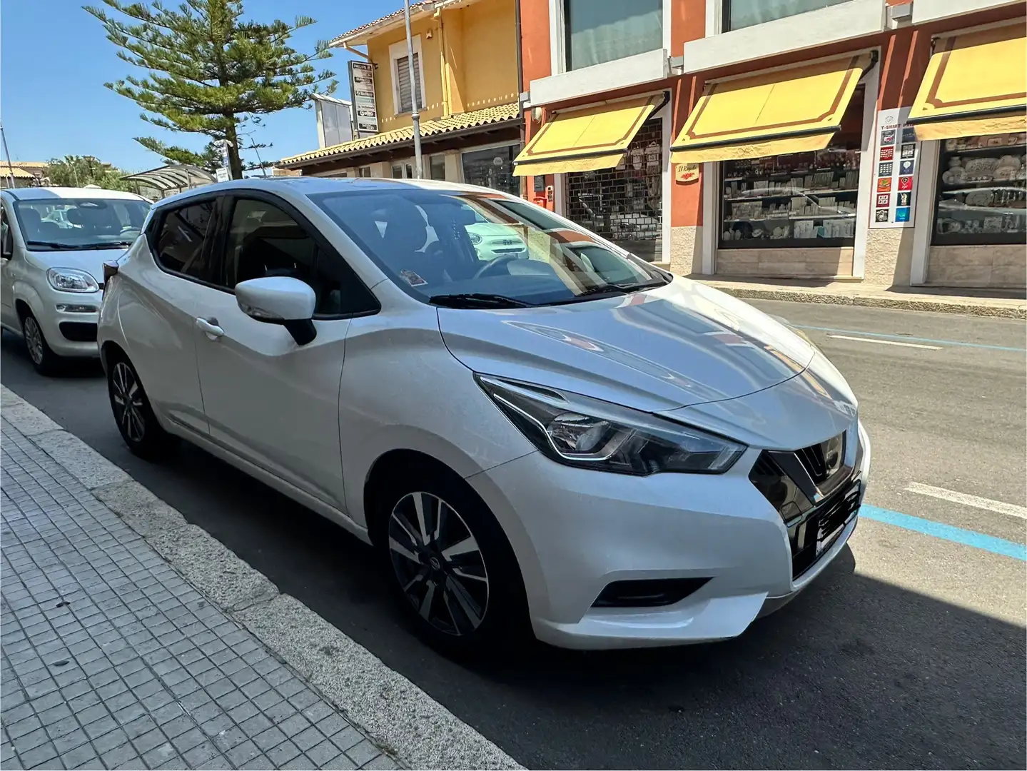 Nissan Micra 1.0 Acenta 71cv - 1