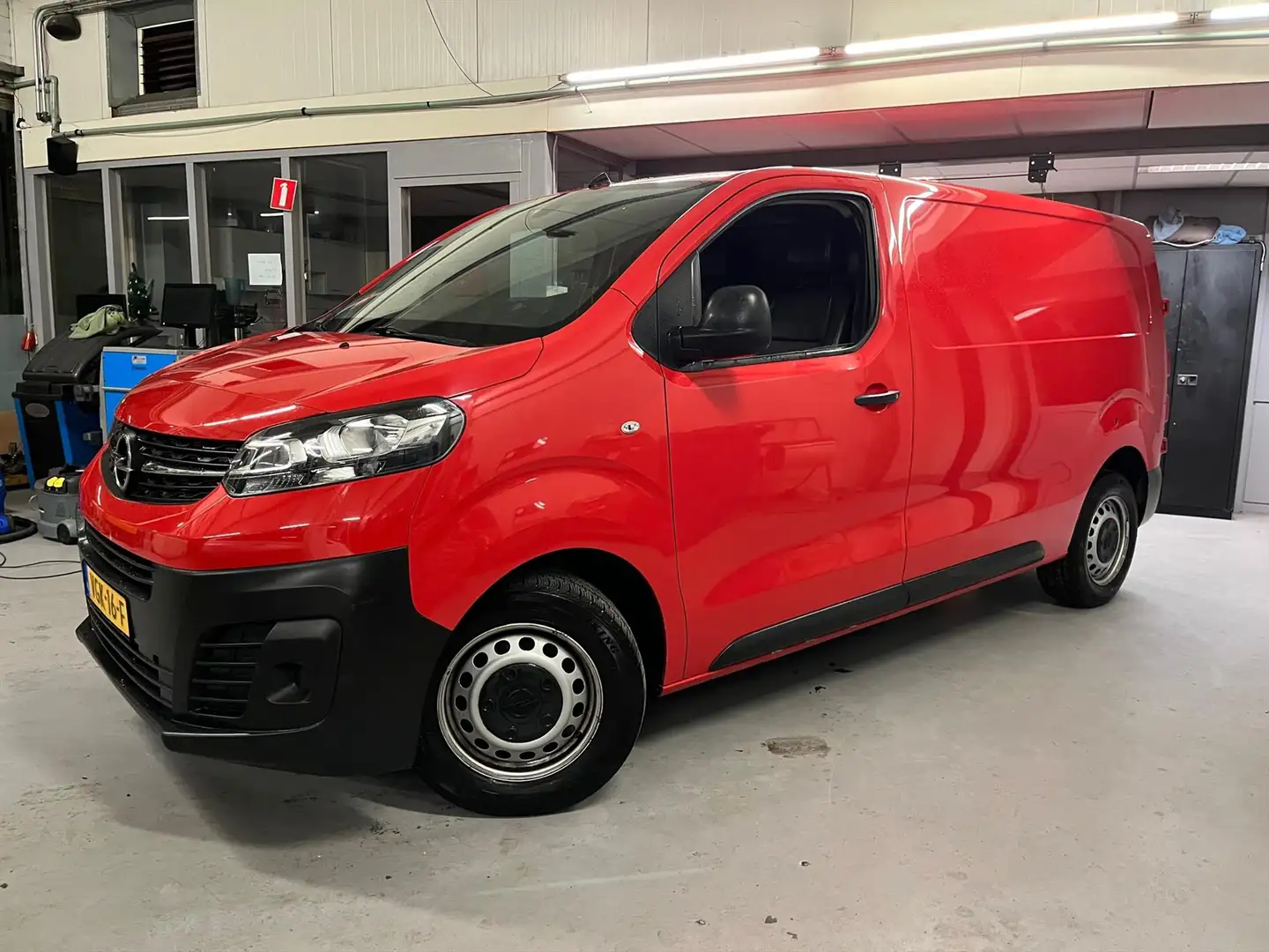 Opel Vivaro GB 2.0 Diesel 122pk L2H1 S/S verh. laadv. Edition Rouge - 1