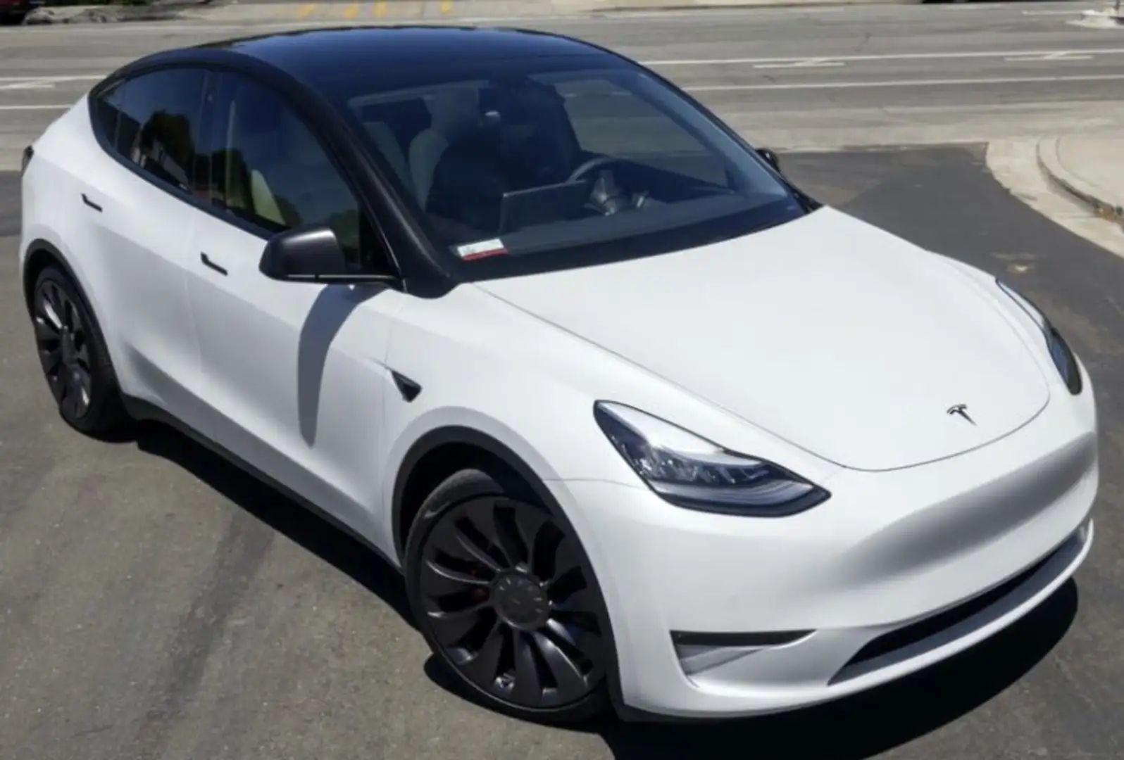 Tesla Model Y Model Y 11/2022 Single Motor RWD Bianco - 2