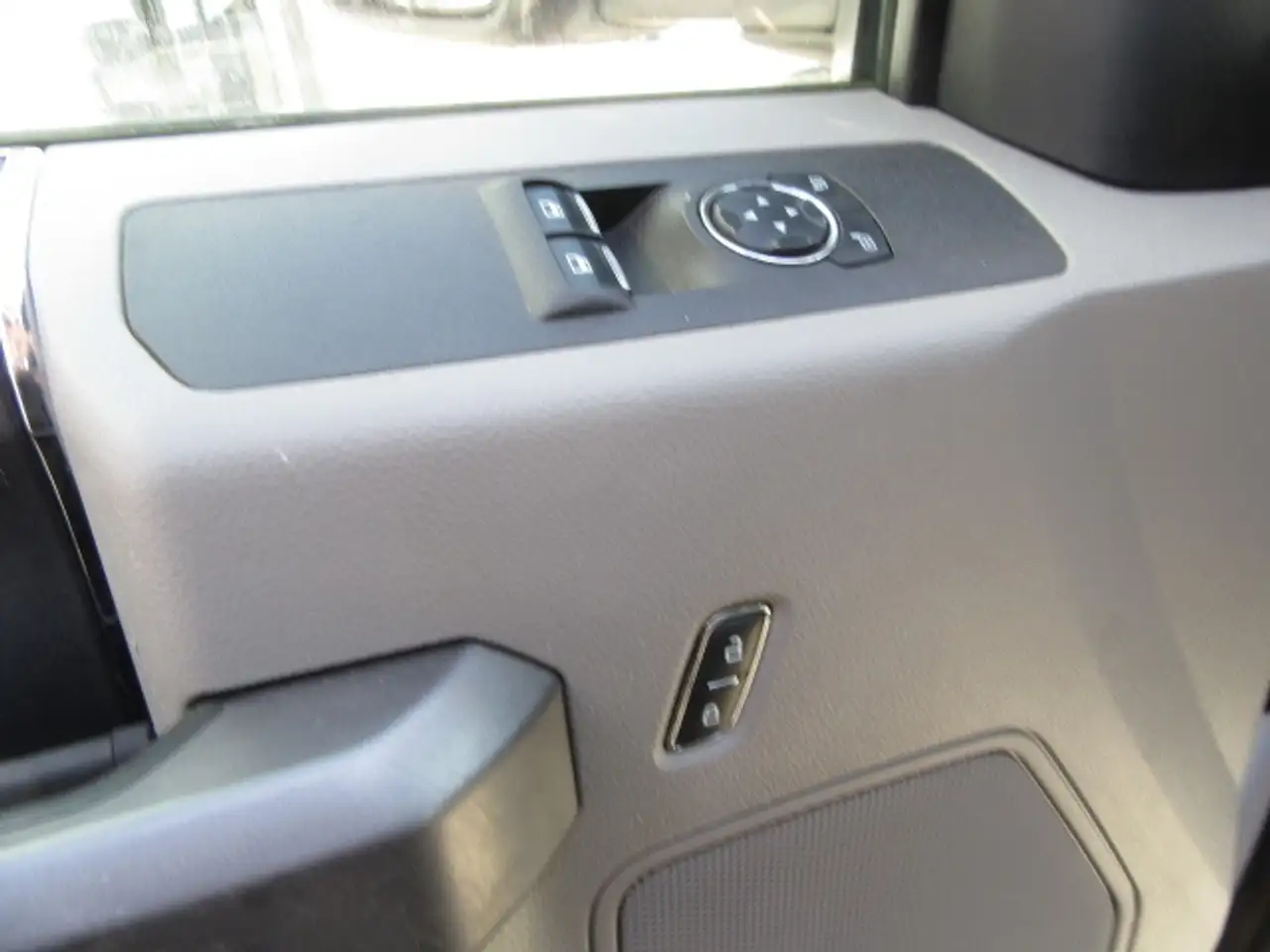 Ford F 550 снимка Ford F 550