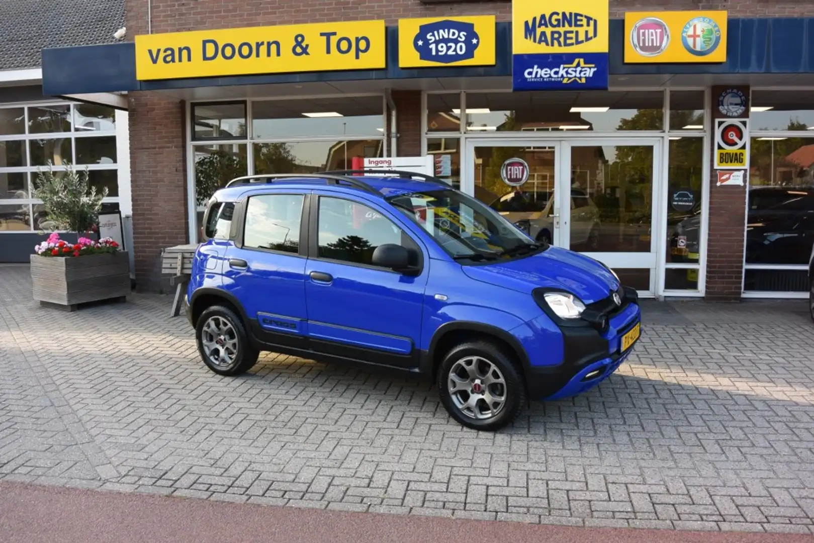 Fiat Panda 0.9 TwinAir 4x4  Cross Blauw - 1
