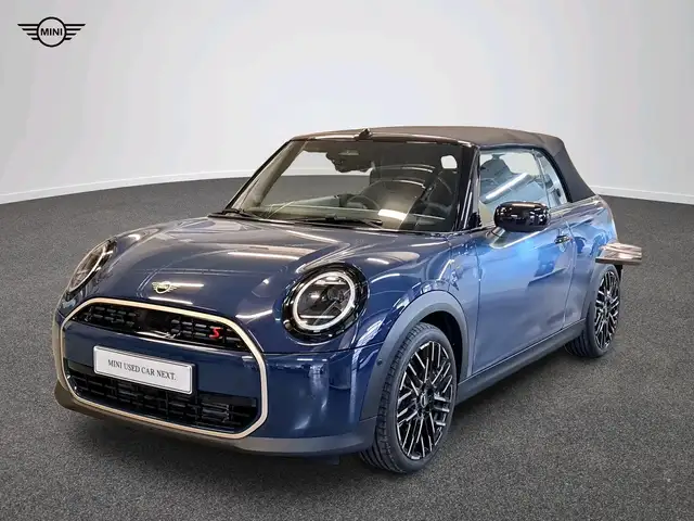 MINI Cooper S Cabrio Favoured Trim