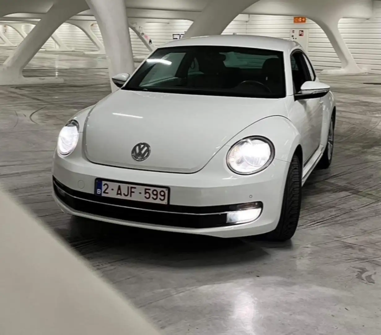 Volkswagen Beetle 1.2 TSI Design BMT DSG Wit - 1
