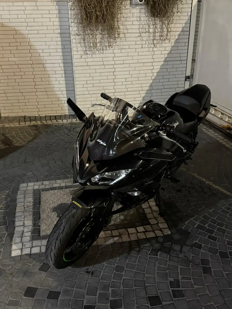 Kawasaki Ninja 650 Fekete - 2