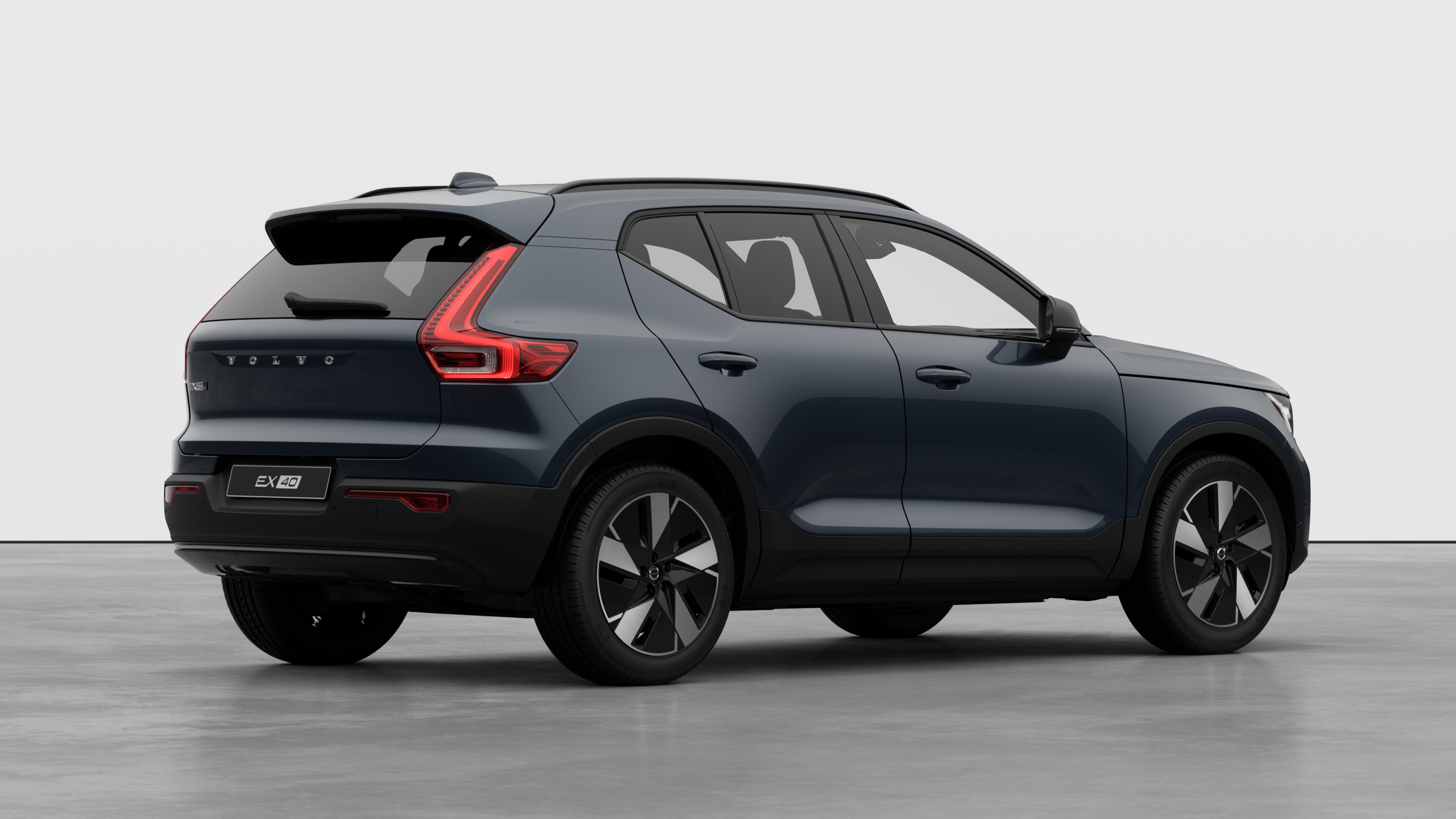 2026 Volvo EX40