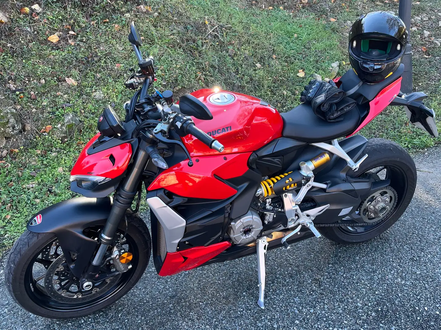 Ducati Streetfighter V2 Rojo - 2