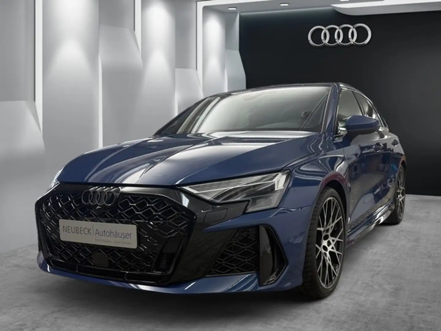 Audi RS3 RS 3 Sportback Glasdach Assistenzpaket SONOS Blau - 1