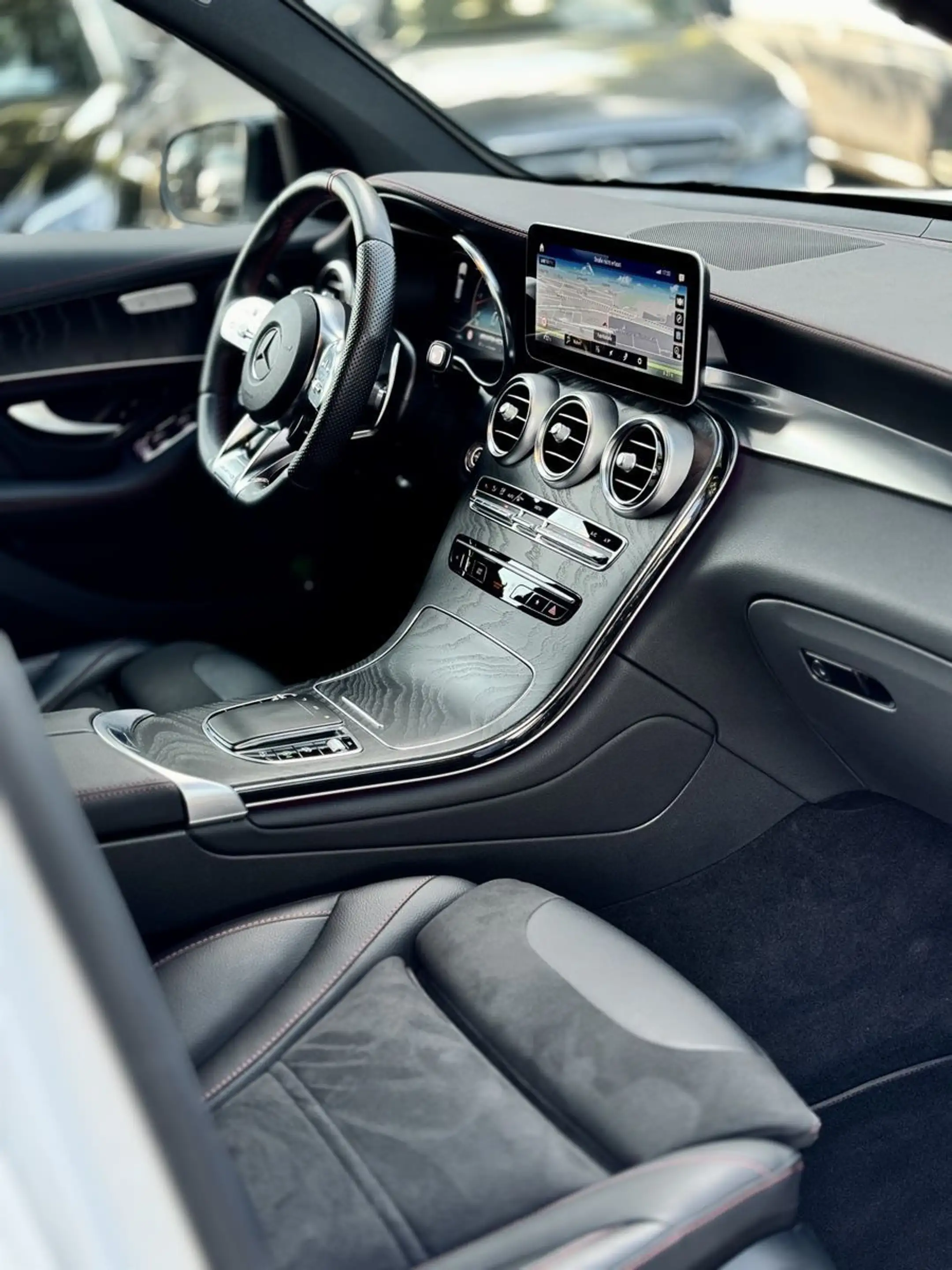 Mercedes-Benz GLC 43 AMG AMG/NIGHT/TEMP/AIRM/20"/ADVANED — photo 12