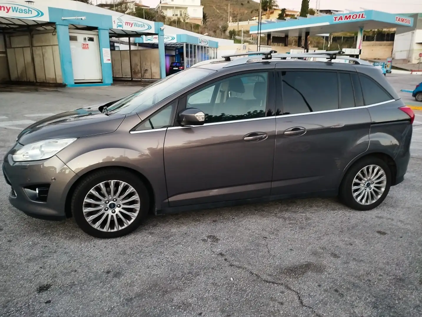 Ford Grand C-Max 2.0TDCi Titanium Gris - 1