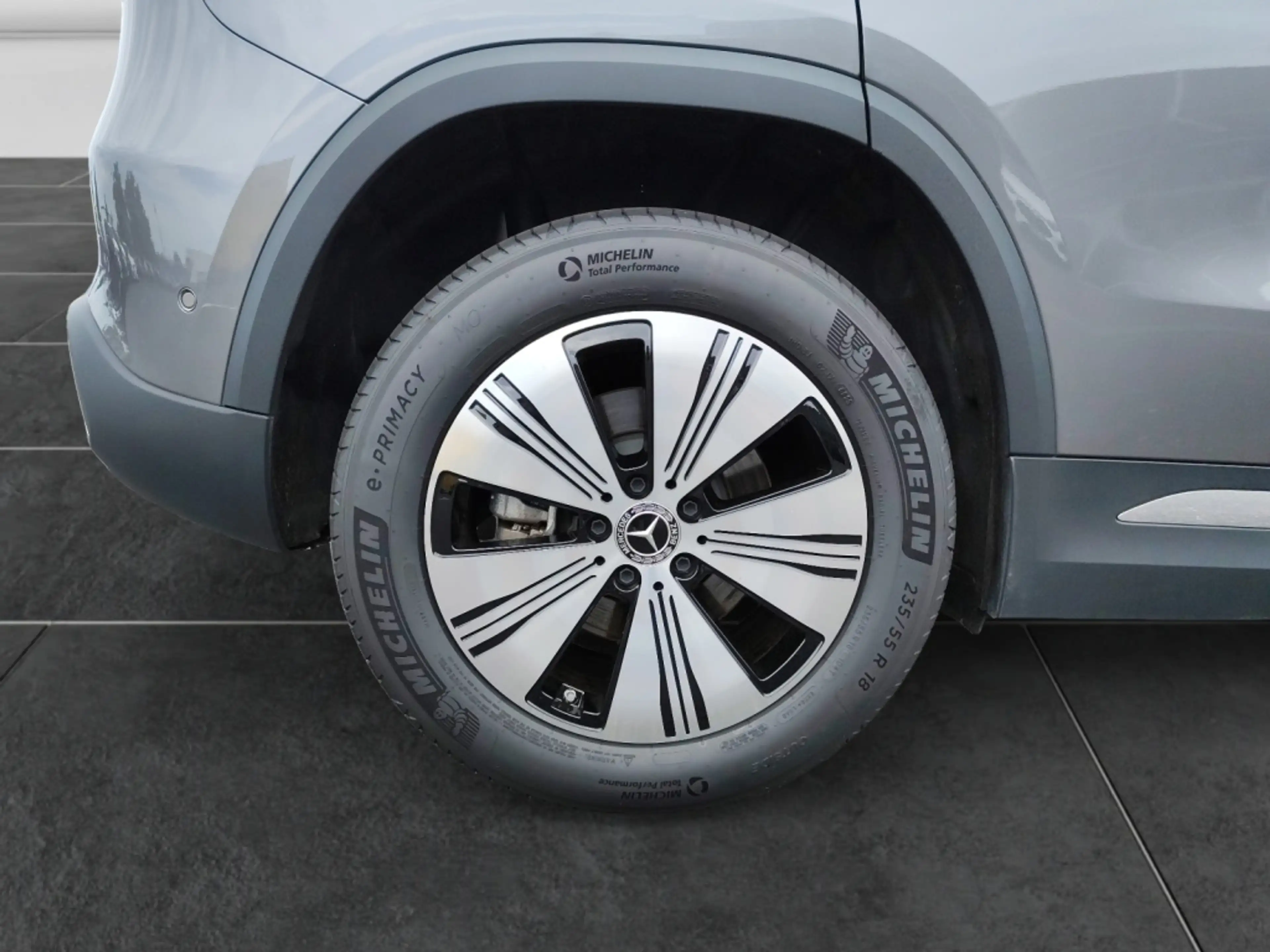 Mercedes-Benz EQA 250 + PROGRESSIVE|DISTR|MBUX|SHZ|360°|KAM — photo 15