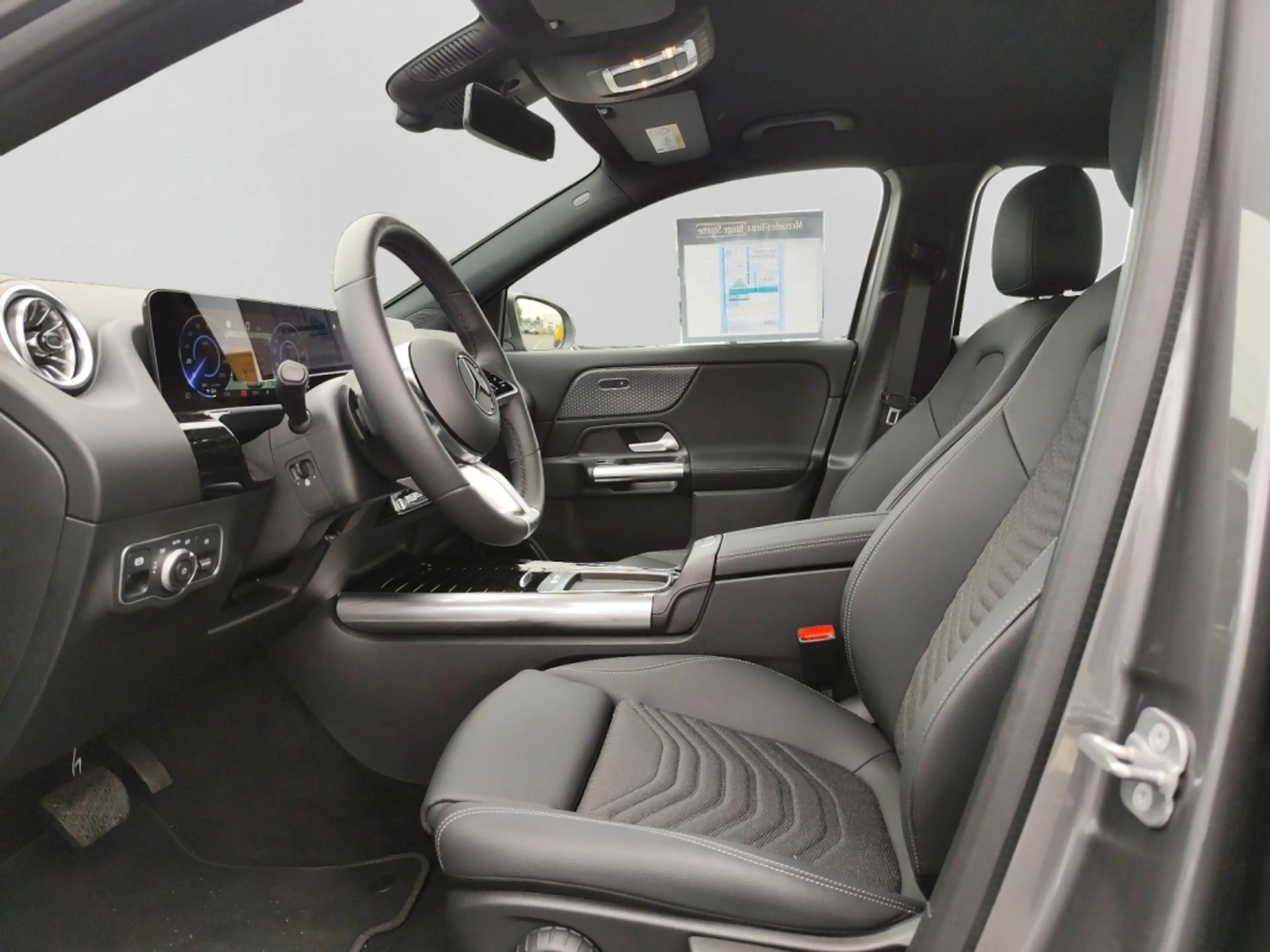 Mercedes-Benz EQA 250 + PROGRESSIVE|DISTR|MBUX|SHZ|360°|KAM — photo 10