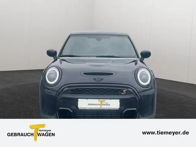 Mini Cooper Cooper view 2
