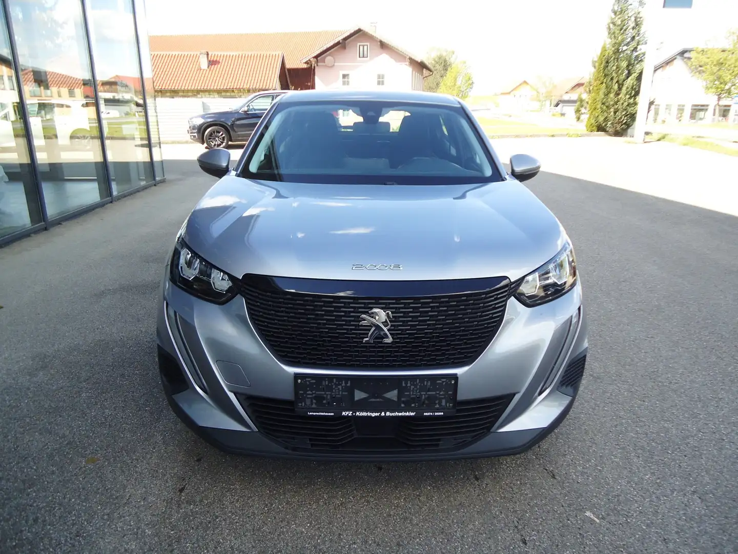 Peugeot 2008 1,5 BlueHDi 100 Active S Silber - 2