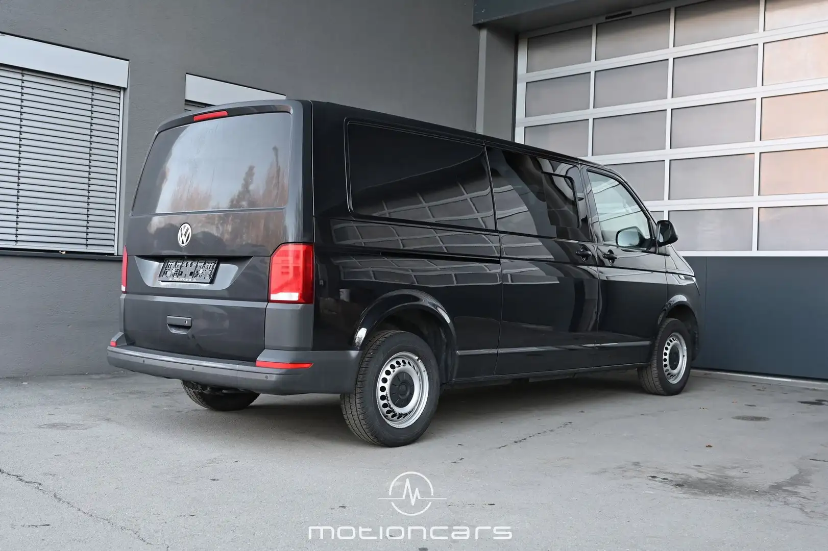 Volkswagen T6.1 Transporter T6.1 2.0 TDI Kasten EcoProfi L2H1 Schwarz - 2