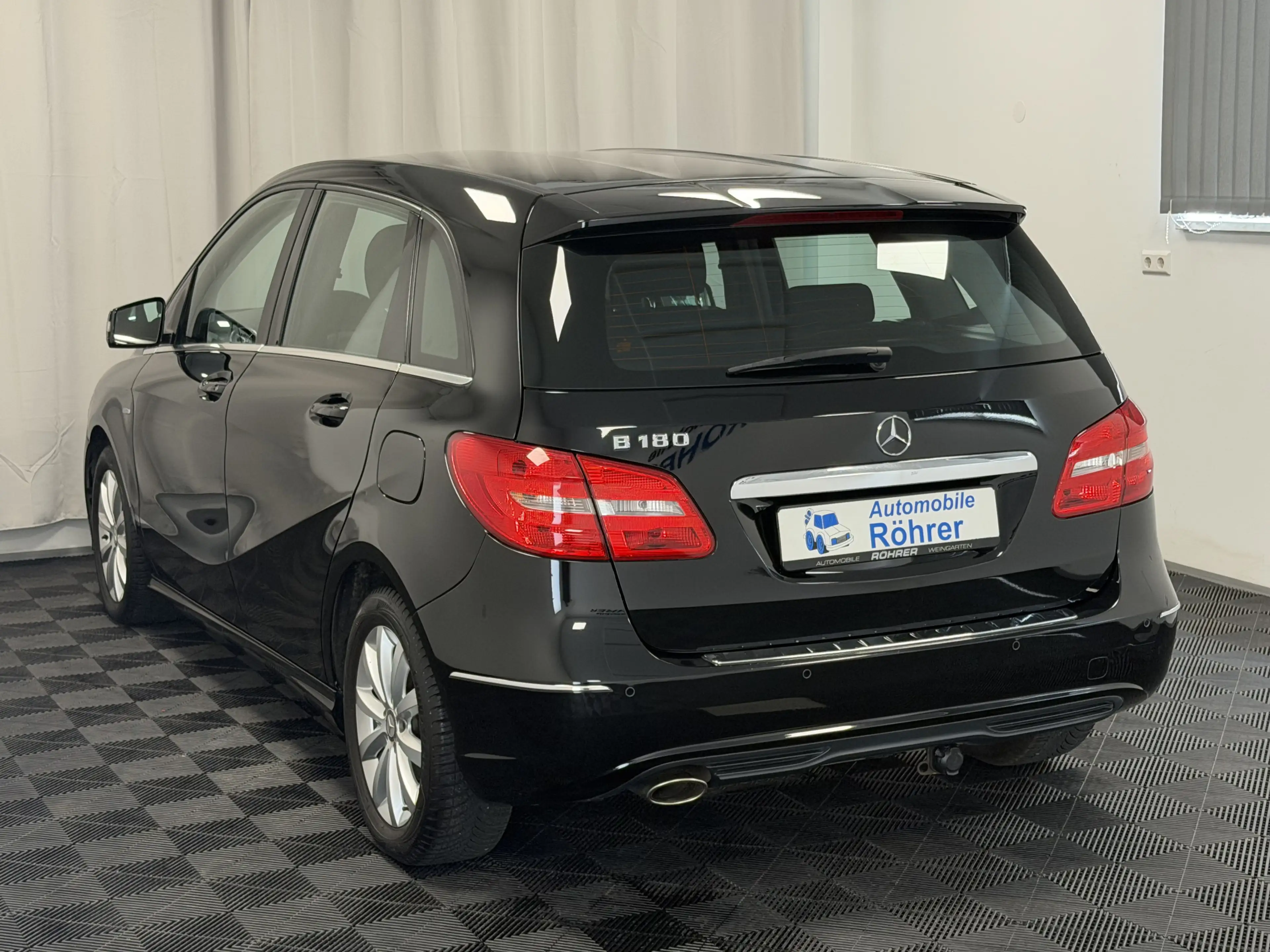 Mercedes-Benz B 180 BlueEff. Automatik Navigation Einparkhilfe — photo 6