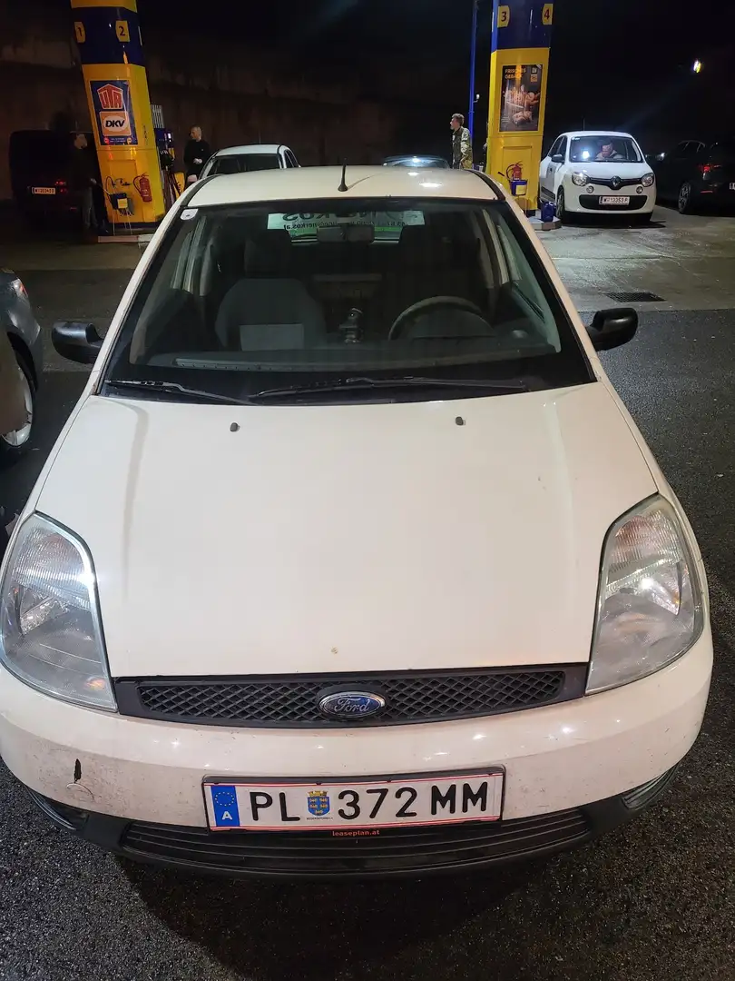 Ford Fiesta Trend 1,4 TDCi Weiß - 1