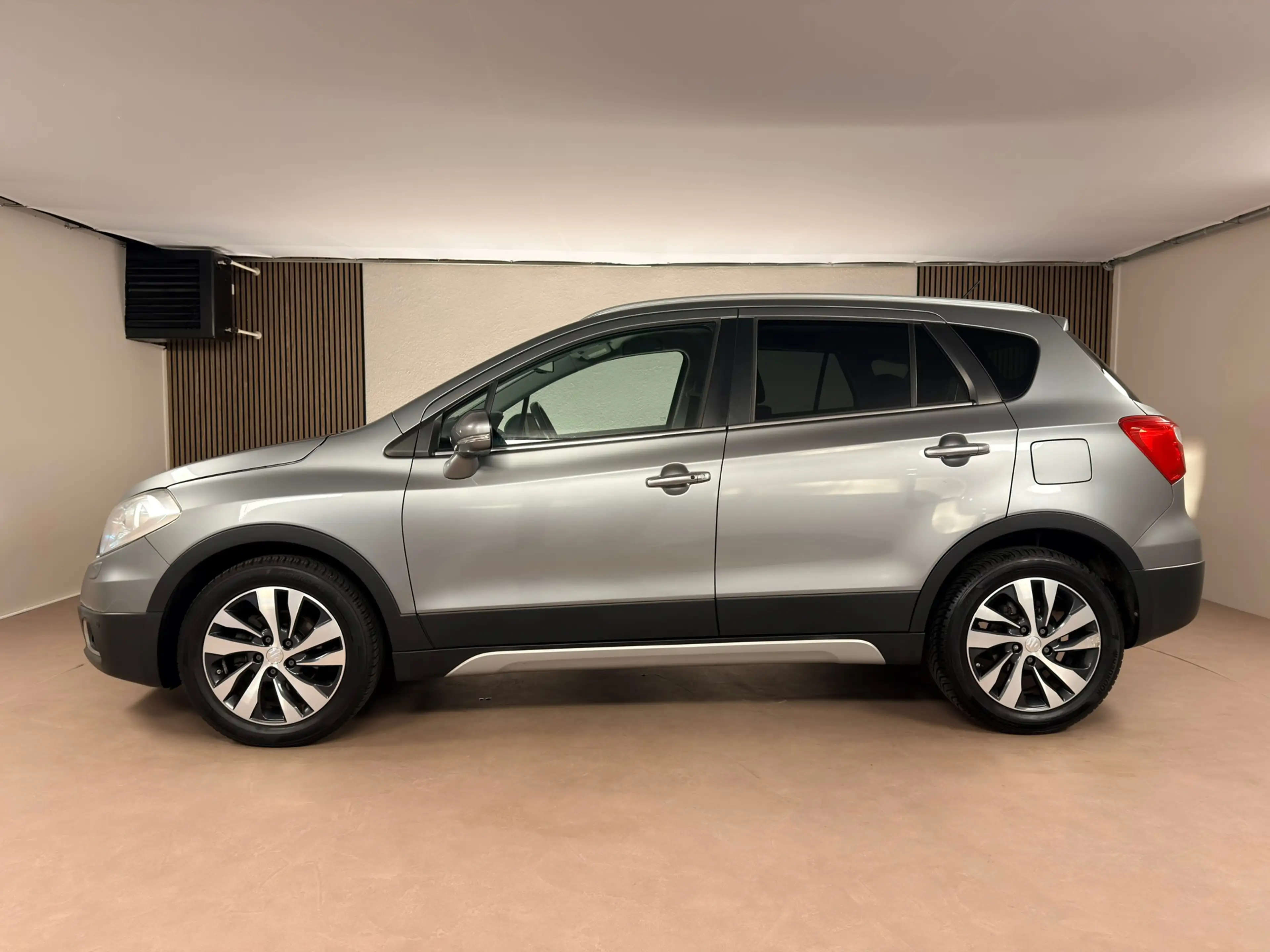 Suzuki SX4 S-Cross 1.6 Exclusive All Season Banden Stoel / verwarming — photo 3
