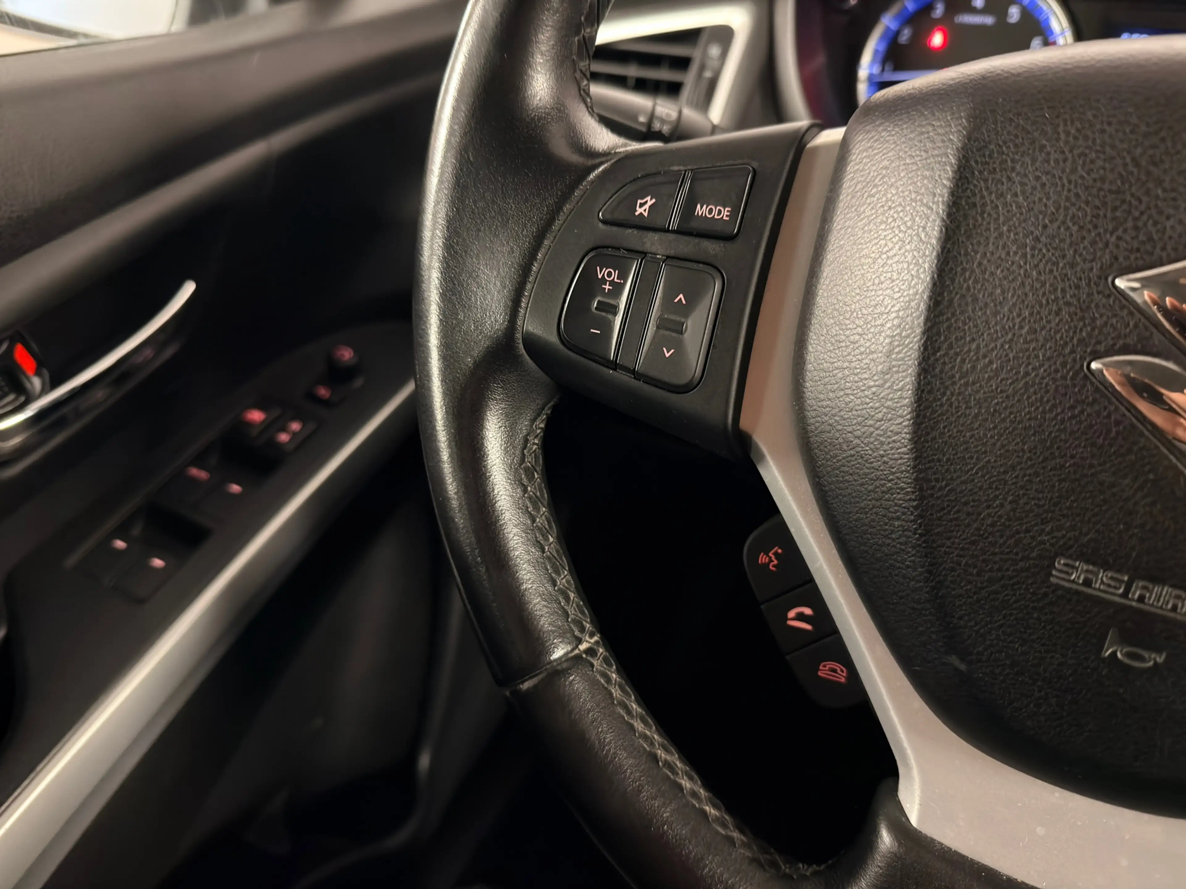 Suzuki SX4 S-Cross 1.6 Exclusive All Season Banden Stoel / verwarming — photo 19