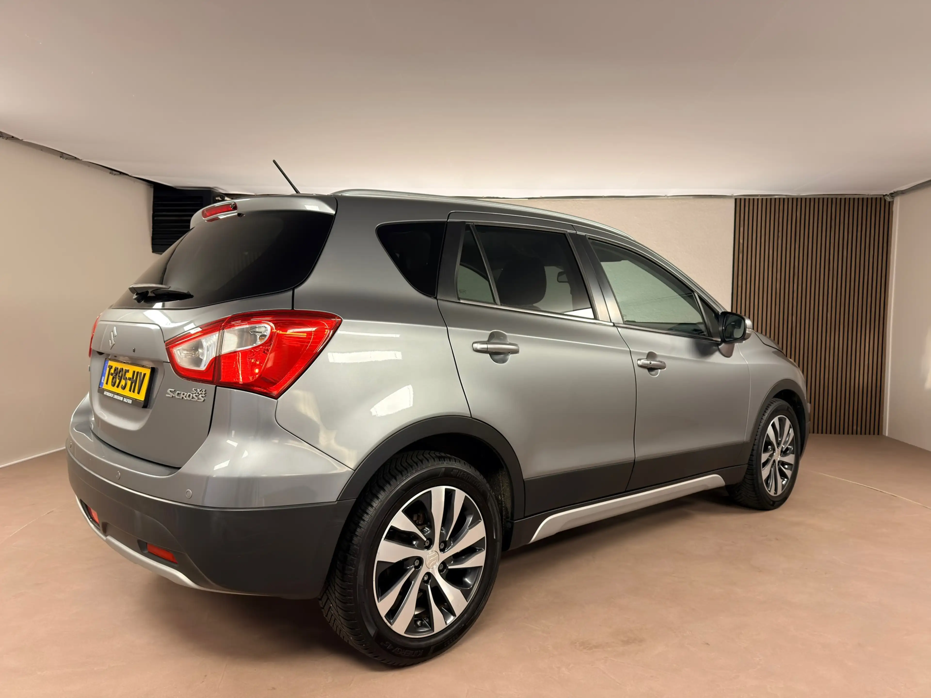 Suzuki SX4 S-Cross 1.6 Exclusive All Season Banden Stoel / verwarming — photo 8