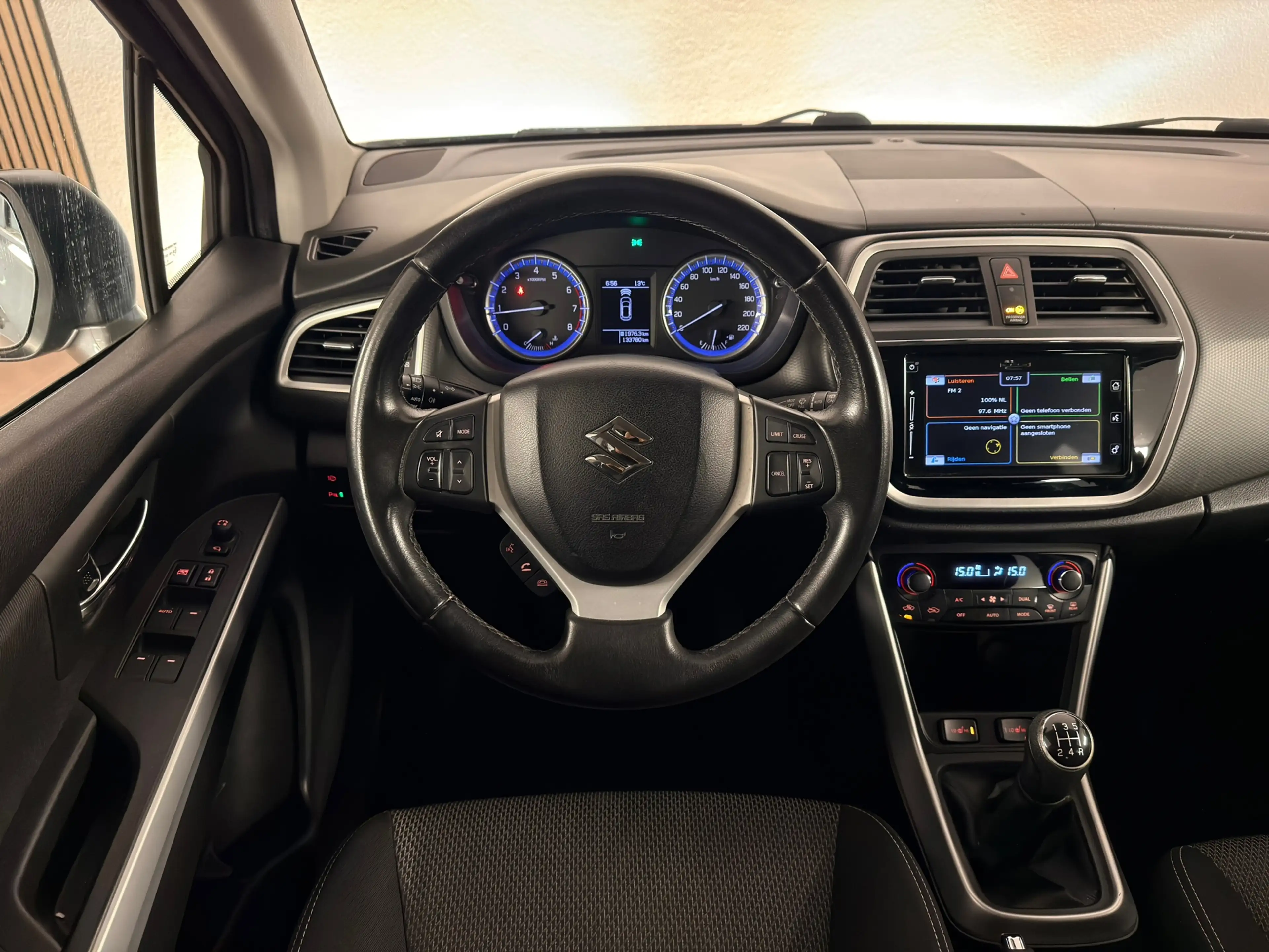 Suzuki SX4 S-Cross 1.6 Exclusive All Season Banden Stoel / verwarming — photo 14