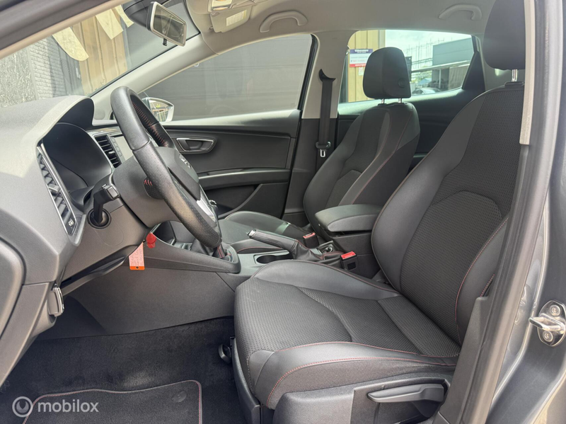 SEAT Leon 1.4 TSI FR Dynamic — photo 8